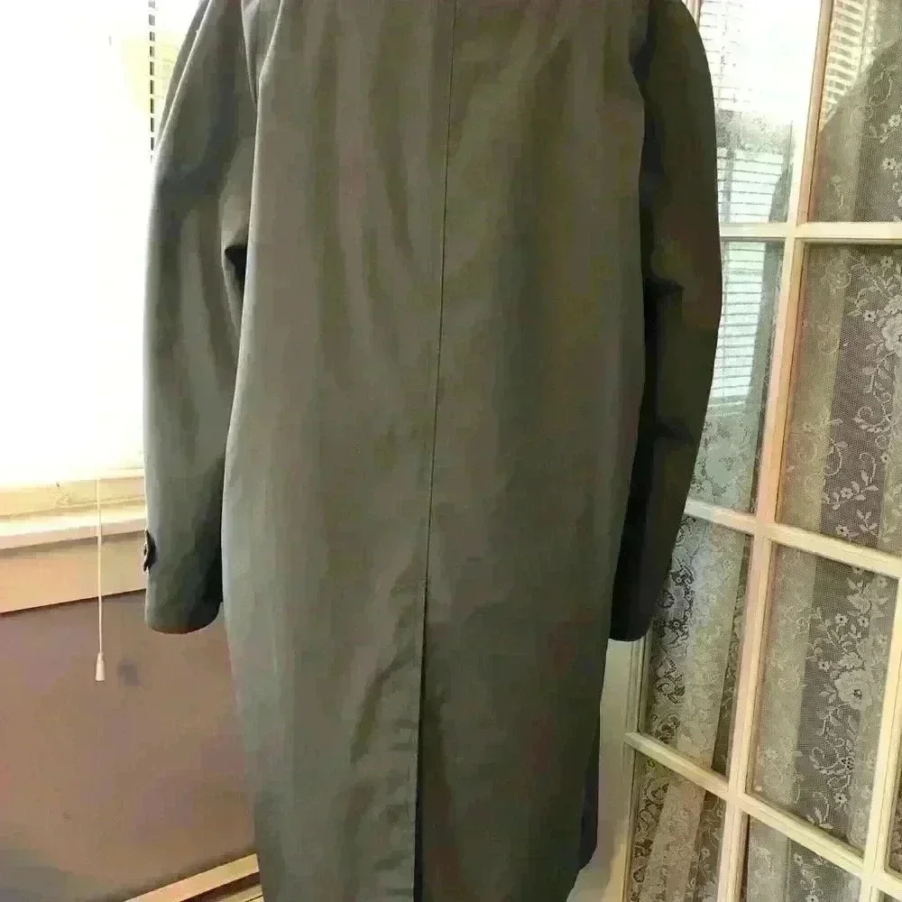 London Fog Trench ( vintage?) Men’s Sz 42R with Removable Lining